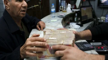 رمضان يعزز الدينار العراقي مقابل الدولار ويغيّر مسار الاقتصاد